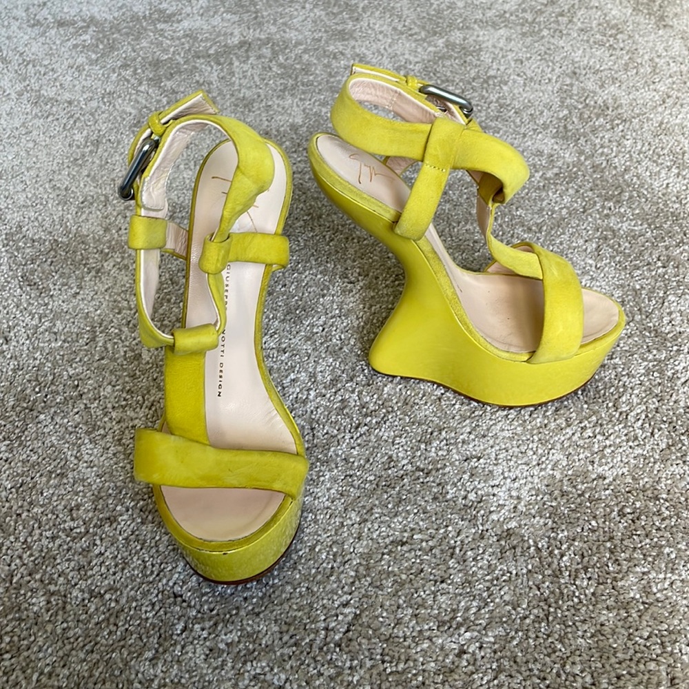 Giuseppe Zanotti platforms!